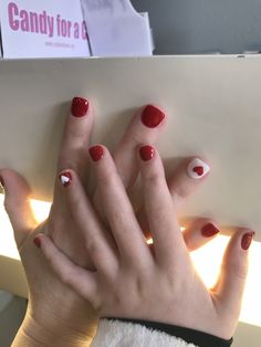 Mother And Daughter Nail Designs, Mother And Daughter Nails, Mommy Daughter Nail Ideas, Mommy And Me Nails Design, Kids Manicure Ideas Simple, Mom And Daughter Nails, Mommy Daughter Nails, Fern Nails, Mother Daughter Nails