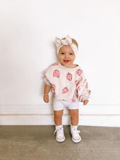 Toddler Girl Summer Outfits Ideas, Baby Girl Casual Outfits, Baby Outfits Girl Aesthetic, Toddler Outfit Inspo Girl, Trendy Baby Girl Outfits, Baby Girl Outfit Inspiration, Cool Baby Girl Outfits, 15 Weeks Pregnant Outfit, One Year Old Girl Outfits