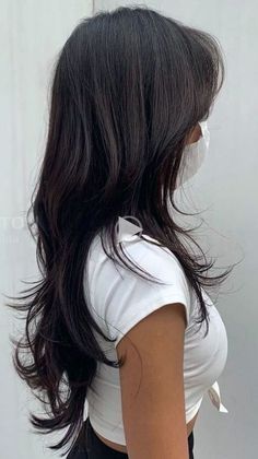 +long wolfcut haircut straight, long wolfcut haircut with bangs straight.. Hair Wolfcut, Wolfcut Haircut