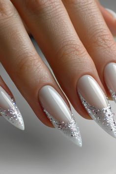 White Nails Winter French Nails, Of White Nails, White French Tip Nails, Gold Gel Nails, Elegant Touch Nails, Nail Short, Cruise Nails, Bella Nails, Nail Glam