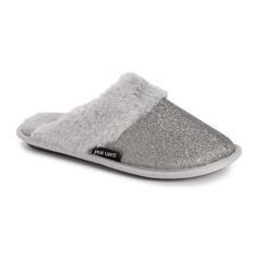 Step into cozy bliss with MUK LUKS Women's Khai Slipper. These slip on slippers feature luxurious faux shearling lining and memory foam insoles that hug your feet in comfort. Slip On Slippers, Slipper Shoes, Outdoor Wear, Slide Slipper, Open Toe, Fitness Fashion, Memory Foam, Unisex Fashion, Shoe Accessories