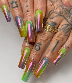 Chrome Nails Different Colors, Fun Chrome Nails, Chrome Design Nails, Aura Chrome Nails, Spring Chrome Nails, Colorful Chrome Nails, 90s Nail Art, Chrome Summer Nails, Chrome Nail Ideas