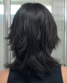 Short Grunge Wolfcut, Wolfcut Back View Hair, Short Wolfcut Black Hair, Dark Blue Layered Hair, Long Soft Mullet Haircut, Black Mullet Aesthetic, Mullet Layer Haircut, Layered Black Hair Short, Grunge Haircuts With Bangs