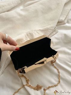 BirdinBag - Compact Metallic Chain Strap Mini Box Bag Rectangular Chain Shoulder Bag For Parties, Trendy Gold Clutch With Chain, Formal Rectangular Shoulder Bag With Chain, Rectangular Box Bag With Chain, Rectangular Chain Box Bag, Trendy Portable Clutch Box Bag, Trendy Gold Bag With Chain Strap, Gold Square Shoulder Bag With Chain Strap, Trendy Gold Bags With Chain Strap