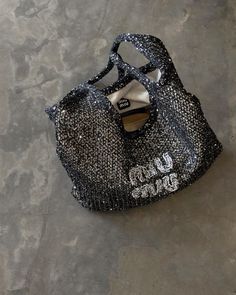 Prada Vintage Bag, Ysl Muse, Boho Rock, Rock Chic, Tote Bag Patters, Arm Candy, Cute Bag