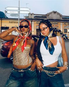 #friendship #styleoftheday #blackgirlfashion 00s Mode, Fest Outfits, Denim On Denim, كريستيانو رونالدو, Looks Street Style, Mode Inspo, Looks Chic, Summer 24, Mode Vintage