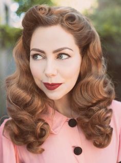 59s Hairstyles, 1950 Hair And Makeup, 1940s Braids, 1940 Long Hairstyles, Vintage Christmas Hairstyles, Old Time Hairstyles Vintage, Long 1950s Hair, Half Up Vintage Hairstyles, 40s Inspired Hair