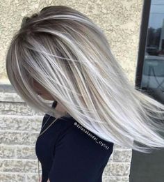 Ash Blonde Hair, Trendy Hair Color, Grey Hair Color, Hair Color Balayage, Hair Color Dark, Cool Hair Color, Blonde Color, Blonde Balayage, Blonde Hair Color