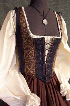 Lolitapiratedress Era Victoria, Gaun Abad Pertengahan, Medieval Clothes, Medieval Costume