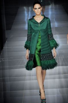 Coat And Skirt, Valentino Fashion, Paris Chic, Valentino Couture, Victoria Secrets, Mode Inspiration, Couture Collection, Look Chic, Green Fashion