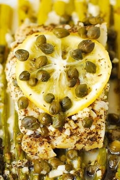 grilled fish and asparagus with lemon sauce