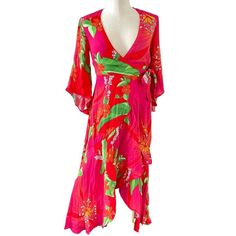 Farm Rio Pink Pietra Wrap Dress Tropical Floral Plunge V Neck, Keyhole Back Size Xs Nwt Size: Womens Xs Flat Lay Chest Is 14” And Waist Is That To 12” Depending On How Tight You Cinch It Condition: New Nwt But There Are A Few Runs In Material From Being Out On Sales Floor- I Found 4 Small Ones Vibrant V-neck Midi Dress For Brunch, Pink Wrap Dress For Beach, Pink V-neck Wrap Dress For Beach, Vibrant Red V-neck Maxi Dress, Pink V-neck Wrap Dress For The Beach, Pink Wrap Dress For Vacation, V-neck Wrap Dress Beachwear, V-neck Beachwear Wrap Dress, Pink V-neck Wrap Dress For Vacation