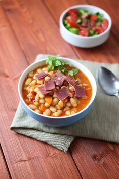 Pioneer Woman Bacon Bean Soup - The Pioneer Kitchen Soup Pioneer Woman, Pioneer Kitchen, Ranch Recipes, Bean Soup Recipe, Bacon Soup, Ranch Recipe, Navy Bean, Thick Cut Bacon