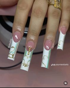 Lowrider Nails, Horror Nails, Gel Nails Diy, Grunge Nails, Simple Acrylic Nails, French Acrylic Nails