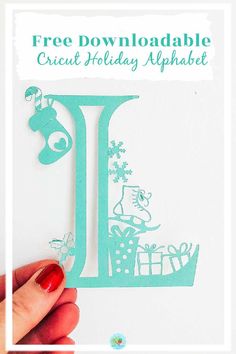 Christmas Alphabet Letters, Cricut Christmas Cards, Cricut Christmas Ideas, Christmas Crafts To Sell, Cricut Explore Projects, Idee Cricut, Free Cricut, Projets Cricut, Christmas Craft Projects