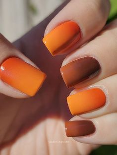 Thanksgiving Ombre Nails, Fall Orange Nails Acrylic, Brown And Orange Nails, Orange And Brown Nails, Thanksgiving Nail Designs Fall, Pretty Fall Nails, Fall Nails Squoval, Brown Nail Ideas, Nail Autumn