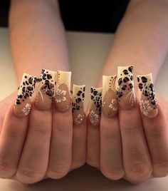 Nails Mothers Day, Bridal Shower Nails, Cheetah Nails, Wow Nails, Punk Nails, Flower Nail Designs, Girly Acrylic Nails, Cute Acrylic Nail Designs