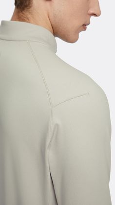 HOTSUIT Exclusive Men Tech Fleece Pullover with soft fabrication, solid color, drop-shoulder sleeves, banded hemlines. it's a great addition as a layering piece for all your workout needs. Perfect for a winter run or just to throw on under your sweatshirt. Featuring one of our core fabrications, for added comfort! FABRIC & CARE 90.5% Polyster 9.5% Spndex. Machine Wash Cold. Inside Out, With Other Like Colors. Tumble Dry,Low Temp. Do Not Bleach. Do not Iron. Do not Dry Clean. SIZE & FIT True to s Activewear Details, Medical Scrubs Outfit, Tech Clothing, Active Design, Kids Sportswear, Sweat Workout, Winter Streetwear, Golf Jacket, Compression Garment