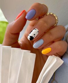 29 Summer Nails 2024: Unveil This Season's Hottest Trends! Unghie Sfumate, Blue Tips, Pick And Mix, Mani Pedi, Pink Candy