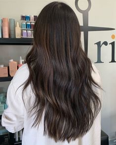 Dark Hair With Subtle Dimension, Brown Balayage On Black Hair Straight, Foilayage On Black Hair, Black Hair With Babylights Straight, Baliage Hair Black, Dark Brown Hair Babylights, Dark Brown Babylights, Babylights Black Hair, Subtle Highlights For Brown Hair