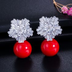 If you re looking for a fine jewelry which looks sepecial, precious stone please consider cubic zirconia earrings /pearl earrings Big Pearl Necklace, Snow Flower, Gray Earrings, Bridal Earrings Drop, White Pearl Earring, Long Drop Earrings, Party Earrings, Cubic Zirconia Earrings, Brand Jewelry