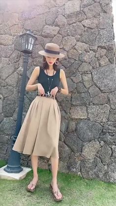 Pleated Swing Midi Skirt, Midi Linen Skirt, Swing Linen Skirt With Pockets, Womens Skirt, A Line Skirt, Xiaolizi, Handmade Skirt 2882 - Etsy Egypt Handmade Skirts, Skirt Midi, Skirt With Pockets, Linen Skirt, Line Skirt, Womens Skirts, Skirts With Pockets, A Line Skirt, A Line Skirts