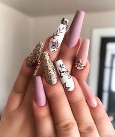 Fall Nail Art Designs, Pedicure Designs, Nagel Tips, Her Nails, Fall Acrylic Nails, Easter Nails, Glitter Nail Art, Pretty Acrylic Nails