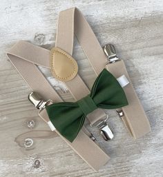 Adjustable Bow For Groom, Dapper Adjustable Bow Tie For Weddings, Green Bow Tie For Wedding And Father's Day, Adjustable Bow Tie For Groom, Adjustable Dapper Bow For Wedding, Adjustable Dapper Wedding Bow, Creative Seating, Bow Tie Ring, Bow Tie Groomsmen