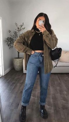 Midsize Outfits, Look Jean, Mom Jeans Outfit, Outfit Jeans, Trendy Fall Outfits, Curvy Girl Outfits, Outfit Inspo Fall, Curvy Outfits