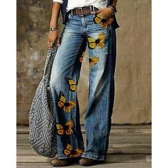 Butterfly Pants, Women Street, Print Pants, Pantalon Large, Vintage Pants, Floral Pants, Footwear Design Women, Denim Flares, Pants Pattern