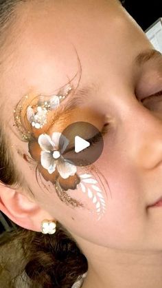 Butterfly Video, Eye Designs, Facepaint, Painting Tutorials, Painting Videos, Eye Design, Face Paint