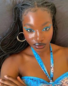 Futuristic Makeup, Club Makeup, Funky Makeup, I Am So Tired, Cute Eye Makeup, Graphic Makeup, Brown Skin Makeup, Cool Makeup Looks