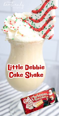 Little Debbie Cake Shake Christmas Tree Milkshake, Christmas Milkshakes For Kids, Little Debbie Christmas Tree Cake Trifle, Christmas Tree Cakes Ideas, Little Debbie Christmas Tree Trifle, Holiday Milkshakes, Little Debbie Cheesecake, Christmas Tree Cake Cheesecake, Christmas Milkshakes