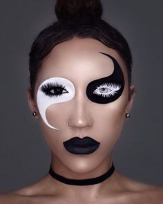 Extreme Make-up, Fantasy Make-up, Halloween Make-up Looks, Black And White Makeup, Drag Make-up, White Makeup