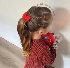 Tiny Elastic Hair Ties Hairstyles, 1st Grade School Pictures Hair, Cute Easter Hairstyles For Kids, Toddler Holiday Hairstyles, Cute Ponytails For Kids, Hair Styles For Long Hair Kids, First Day Of Kindergarten Hairstyles, Toddler Ponytails, Penteados Fáceis Infantil