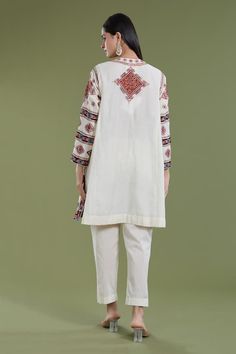 Off-white kurta with multicolor thread, sequin embroidery in geometric pattern. Paired with pant. - Aza Fashions White Kurta, Sequin Embroidery, Sequins Embroidery, Pant Set, Set For Women, Embroidery Thread, Aza Fashion, Three Quarter, Pants Set