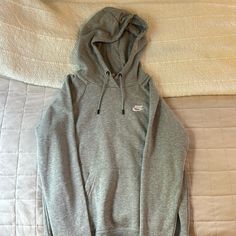 Grey Nike Hoodie - Size Small But Fits More Like A Size Xs - In Amazing Condition - Never Worn Nike Fleece Hoodie, Grey Nike Hoodie, Tops Nike, Nike Fleece, Cute Sweatshirts, Grey Nikes, Nike Hoodie, Grey Hoodie, Grey Sweatshirt