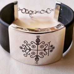 Papa Legba cuff wide leather bracelet Sterling silver handmade and engraved Legba veve. Great gift for man or woman adjustable closure. Haitian Vodou, Papa Legba, Square Top, Top Rings, Great Gifts For Men, Mens Ring, Engraved Jewelry, Gift For Boyfriend, Bracelet Silver