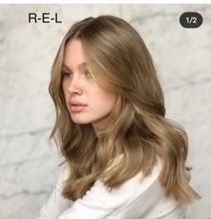 Hair Color Light, Blond Beige, Sandy Blonde Hair, Beautiful Hairstyle, Sandy Blonde, Spring Hair Color, Dirty Blonde Hair, Hairstyles For Layered Hair