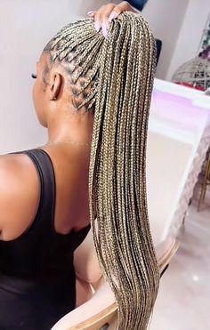 Mixed Color Braids, Color Braids, Braiding Hair Colors, Blonde Box Braids, Braided Hairstyles For Black Women Cornrows, Big Box Braids Hairstyles, Goddess Braids Hairstyles, Blonde Braids