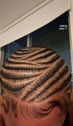 Old School Braids Black Women, Cornrows On Short Natural Hair, Corn Row Styles Natural Hair, Natural Braided Hairstyles Without Weave, Trending Cornrows, Creative Cornrow Hairstyles, Braids Edges, Cornrows Ideas, Cornrow Designs