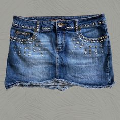 Highway Jeans Denim Women's (Juniors)  Y2K Grunge Low Rise Mini-Micro Skirt Distressed Blue Stretchy Embellished with Studs and Rhinestones Set Sz. 13 Condition: good, distressed. Some studs are missing on back pocket.  Waist: 17" Hips: 19" Length: 13"-13.5" 98% cotton 2% spandex Low Rise Skirt, Rhinestone Skirt, Y2k Skirt, Micro Skirt, Studded Denim, 2000s Fashion Outfits, 2000s Fashion, Y2k Grunge, Denim Mini Skirt