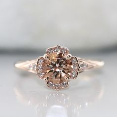 Bloom-VS Diamond and Round Morganite in 14K Rose Gold Comfort image 1 Ring Unique Design, Floral Engagement Ring, Engagement Ring Unique, Vs Diamond, Detailed Ring, Morganite Ring, Elegant Ring, Ring Unique, Bridal Set