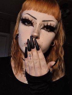 Nu Metal Makeup, Weird Makeup Looks, Dark Makeup Looks, Punk Makeup, Dark Makeup, Minecraft Designs, Post Ideas