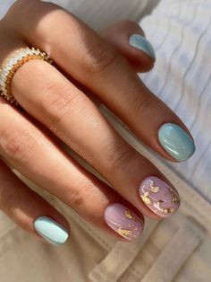 Round Nail Designs, Mint Nails, Cute Gel Nails, Round Nails, Foil Nails, Minimalist Nails, Chic Nails, Gold Nails, Mani Pedi