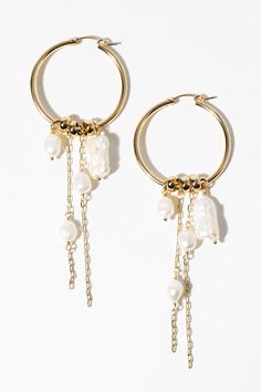 Dramatic Chandelier, Chandelier Gold, Child Of Wild, Gold Hoop Earring, Boho Jewels, Pearl Jewelry Design, Biwa Pearls, Organic Nature, Jewelry Accessories Ideas