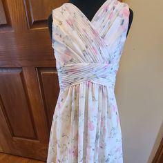 Size 8 - Blush Bouquet Color - Christina Wu Nwt, Flowergirl Or Jr Bridesmaid Gown. Full Length Spring Floral Pink Dress For Casual, Spring Pink Floral Dress, Jr Bridesmaid, Bm Dresses, Christina Wu, Blush Bouquet, Junior Bridesmaid, Bridesmaid Gown, Floral Flower