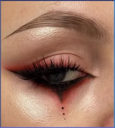 I absolutely adore how feather brows create the illusion of full and thick eyebrows. Spooky Simple Makeup, Dark Look Makeup, Vampire Eyeliner Looks, Dark Eye Makeup Halloween, Red Smokey Makeup, Goth Soft Makeup, Gothic Makeup Halloween, Clown Makeup Eyeliner, Black Eyeliner Halloween Makeup