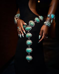 Jewellery Brand Aesthetic, Accessories Photoshoot, Jackie Aina, Dope Jewelry Accessories, Bracelets And Rings, Dope Jewelry, Jewelry Lookbook, Funky Jewelry, Gold Necklace Layered