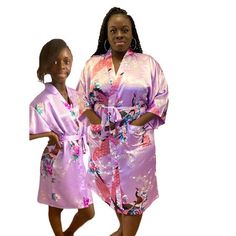 Floral Mommy and Me Robes in tranquil lavender for women and girls. Available for girls, ranging from toddlers to tweens in sizes 2T to 14 and for womens/womens plus from sizes 2 to 38. These versatile, lightweight robes are great for any occasion. Its great for just lounging around the home, getting ready, or to use while on vacation and more. Other colors are available in other listings. Womens robes are available in sizes small (2/4), medium (6/8), large (9/10), xlarge (11/12), xxl (13/14) an Long Silk Kimono, Robes For Women, Plus Size Robes, Kids Robes, Couple Pajamas, Summer Kimono, Blue Lavender, Spa Party, Womens Kimono